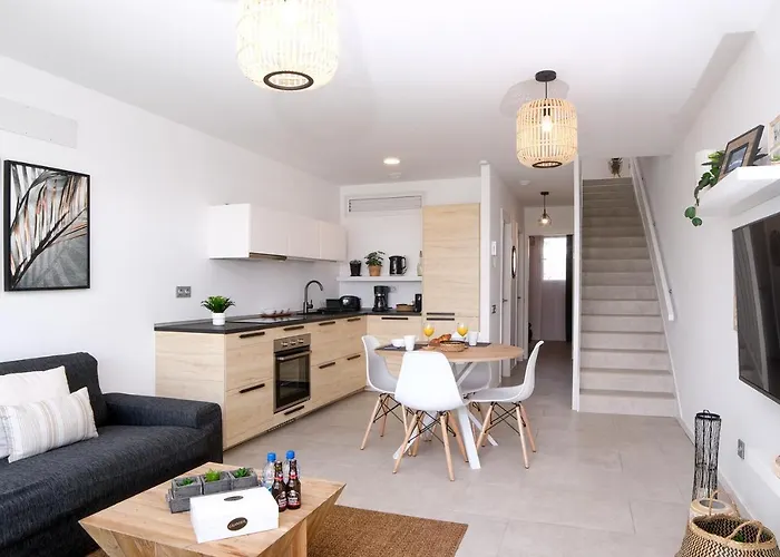 Gold - Duplex - Near The With Air-con By Lanzarote